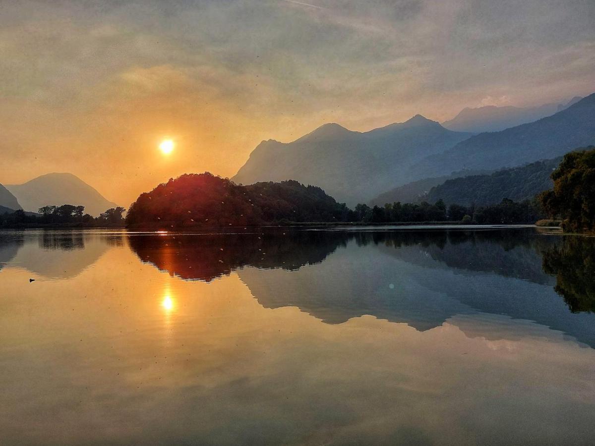 Villaggio Turistico Il Lago Dorato Carlazzo Exterior foto